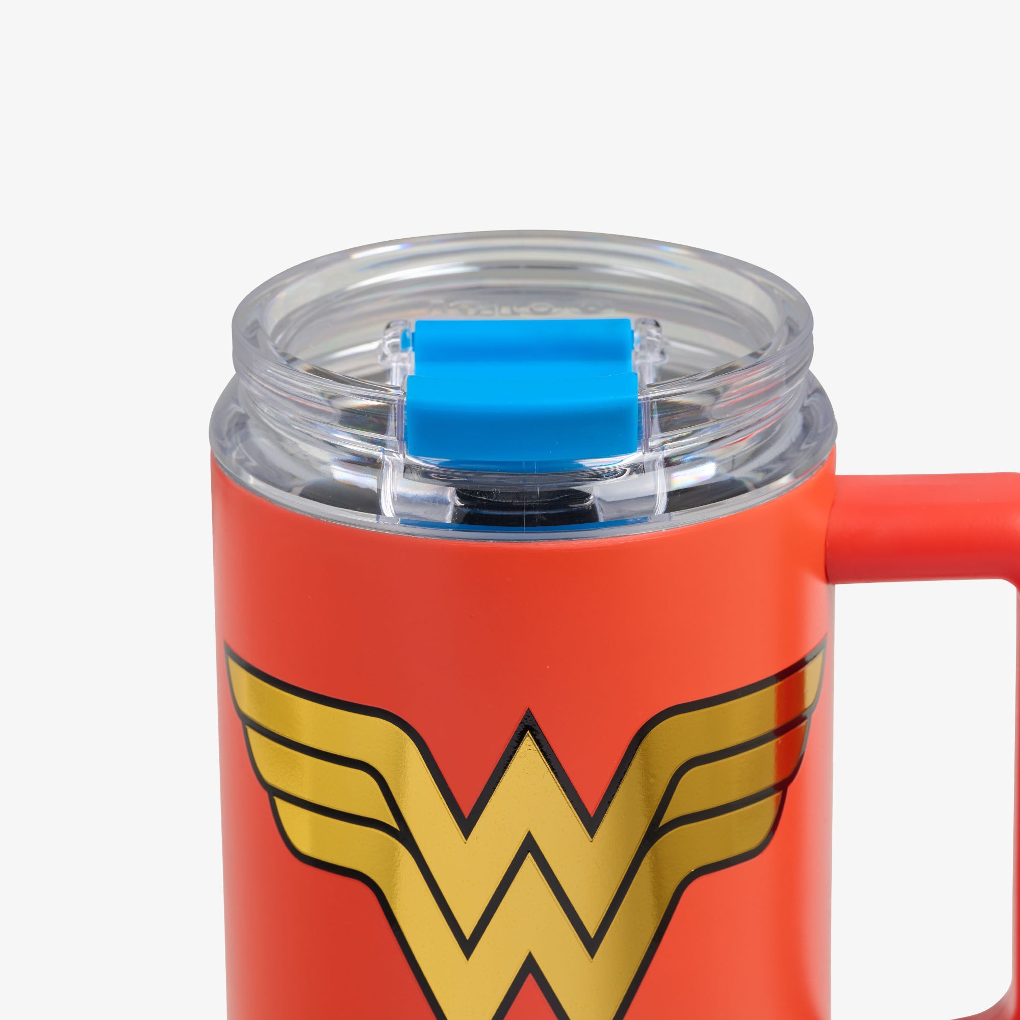 DC Super Heroes Wonder Woman™ 32 Oz Travel Mug - Image 3